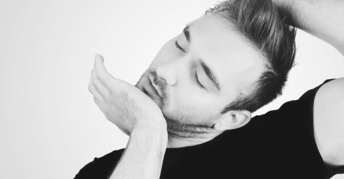 The Truth About Cracking Your Neck image